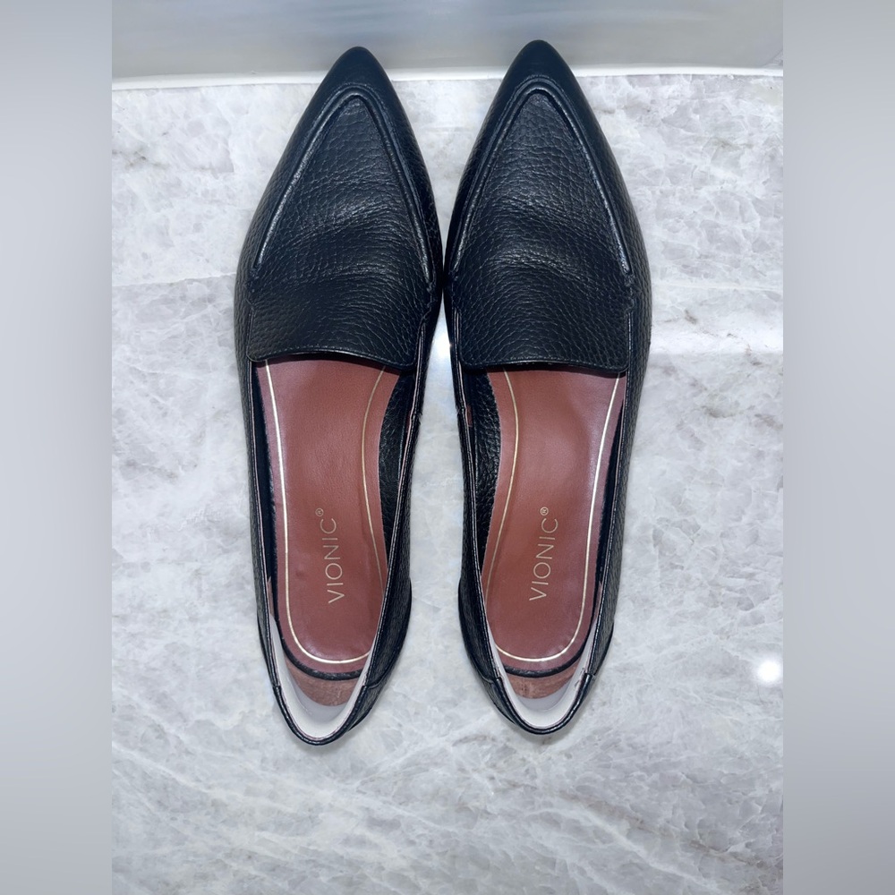 Vionic Black Pebble Leather Loafers Noah leather pointed flats Size 7 - Picture 2 of 8